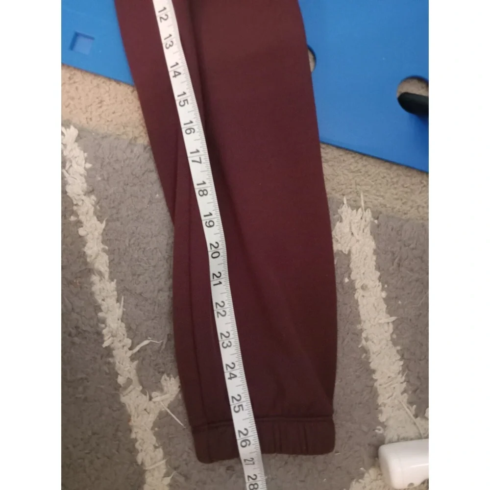 Athleta Size Small Burgundy Red‎ Maroon Bounce Back Jogger
